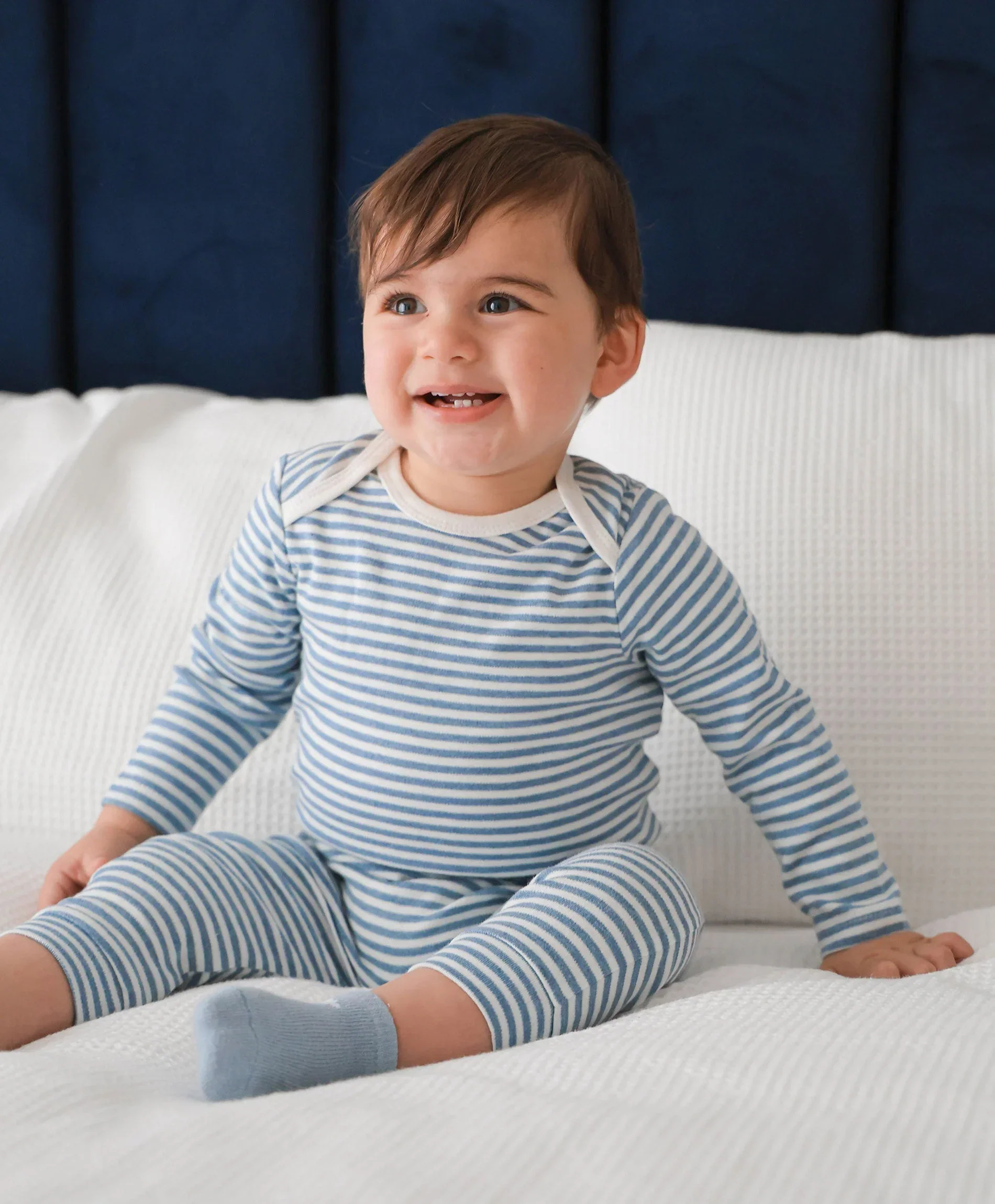 Organic Cotton Long Sleeve Bodysuit - Blue Stripes - Image 4