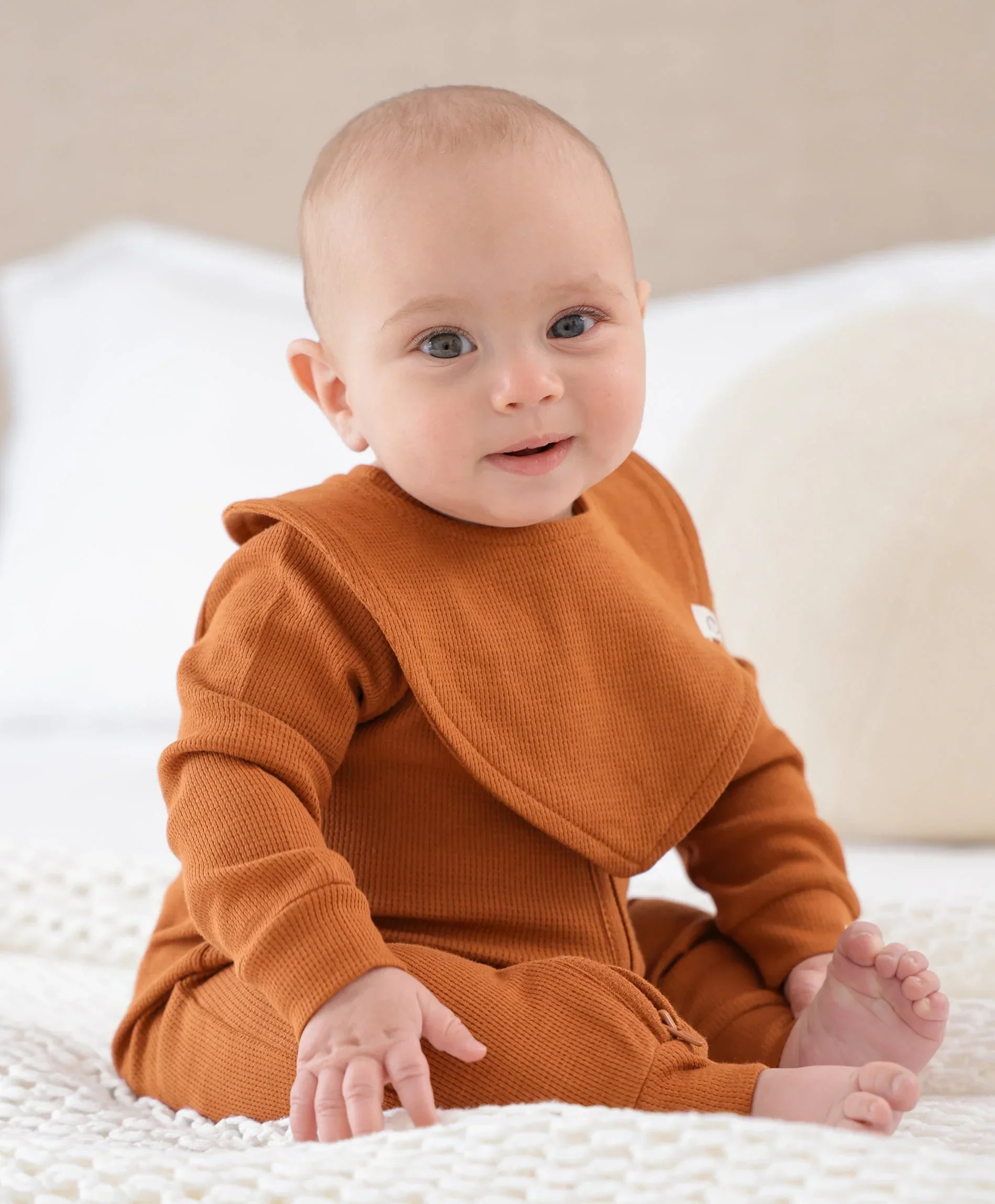 Organic Cotton Waffle Triangle Bib - Ginger - Image 3